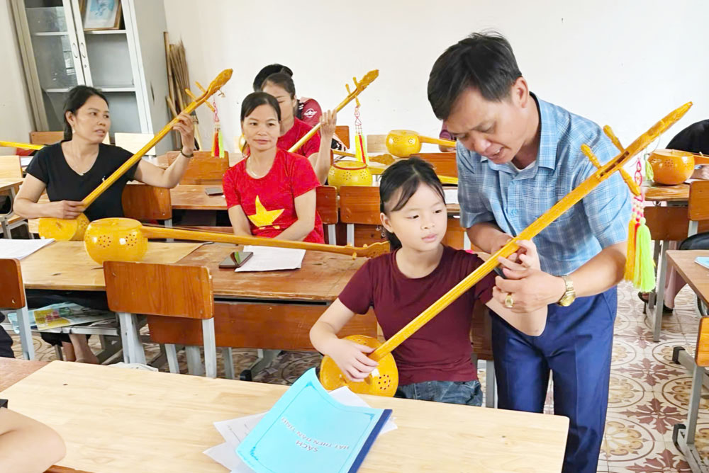 Gìn giữ điệu then